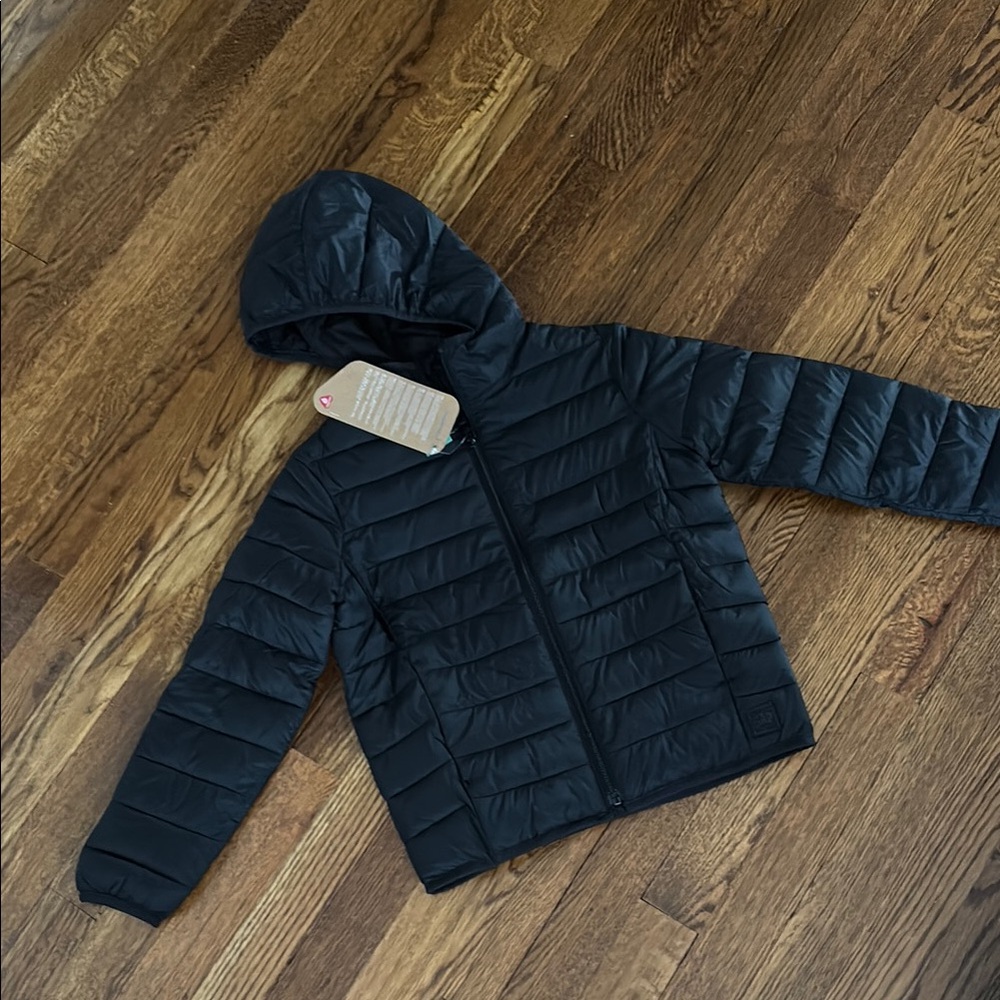 NWT GAP KIDS GENDER NEUTRAL Black light Puffer Jacket WITH HOOD SIZE S (6/7)